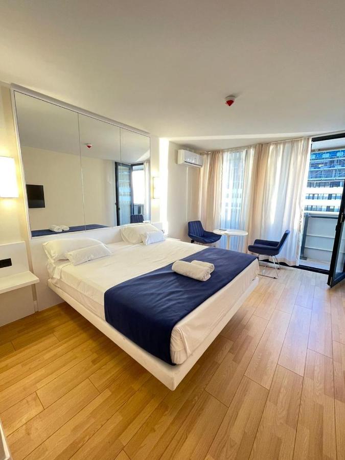 Orbi city batumi aparthotel Esterno foto