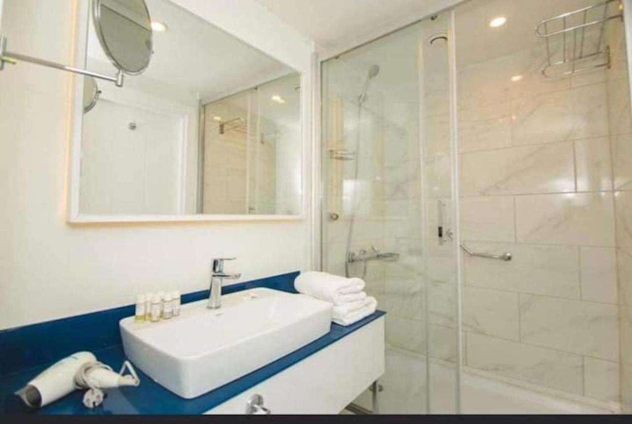 Orbi city batumi aparthotel Esterno foto